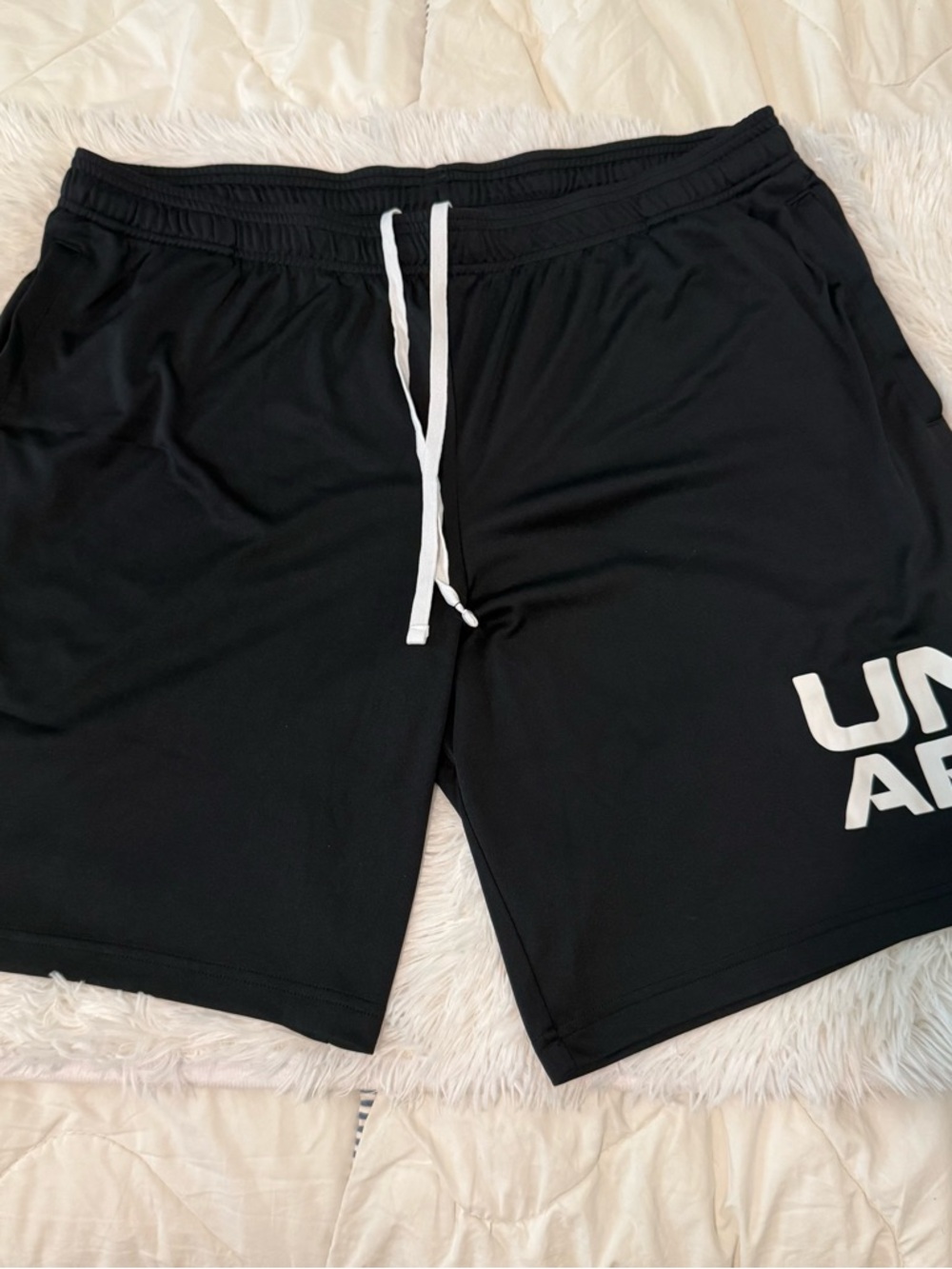 Men's Under Armour Black DriFit Shorts